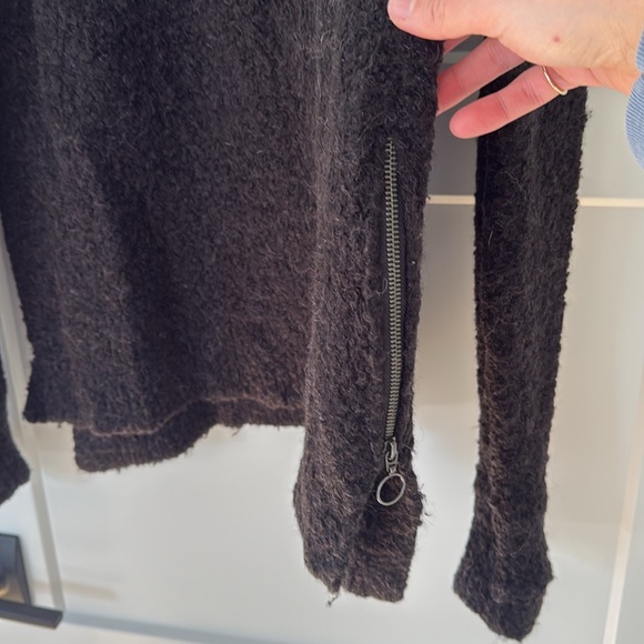 Sweaty Betty Turtleneck Sweater - Picture 9 of 14